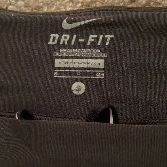 Nike dri fit leggings - Picture 2 of 3